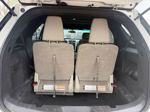 Used 2013 Ford Explorer 4WD w/ Class III Trailer Tow Pkg image 5