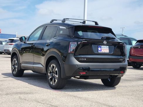 New 2026 Nissan Kicks SV w/ Cold Weather Package AWD/4WD image 4