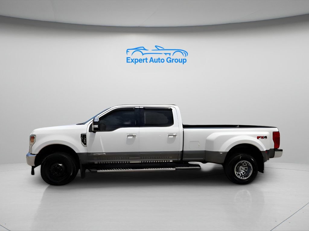 Used 2021 Ford F350 Lariat w/ Lariat Ultimate Package AWD/4WD image 3