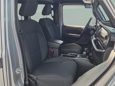 Used 2020 Jeep Wrangler Unlimited Sport S AWD/4WD image 18