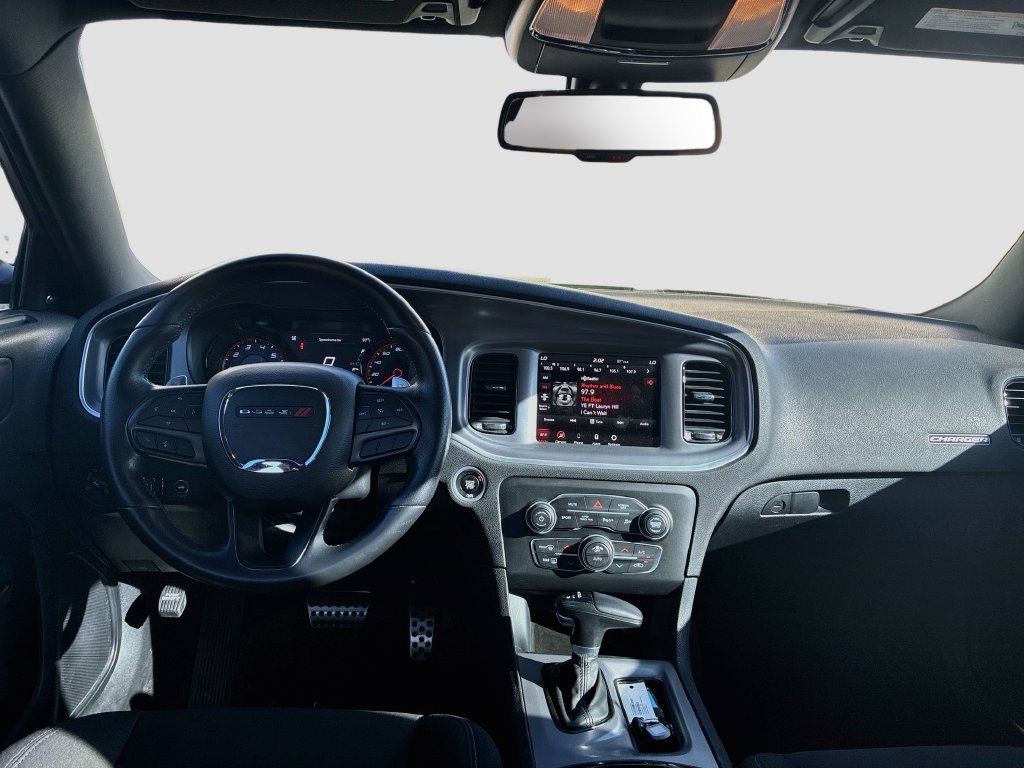 Used 2022 Dodge Charger R/T w/ Blacktop Package RWD image 21
