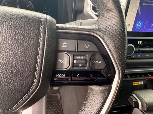 Used 2023 Toyota Tundra Platinum AWD/4WD image 19