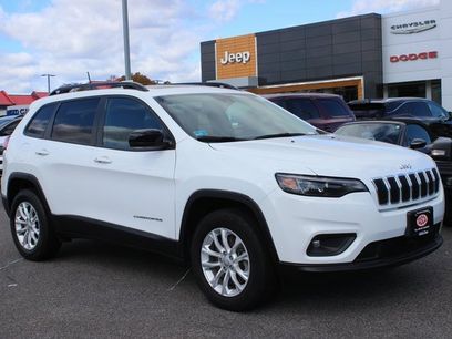Used 2022 Jeep Cherokee Latitude Lux w/ Sun & Sound Group