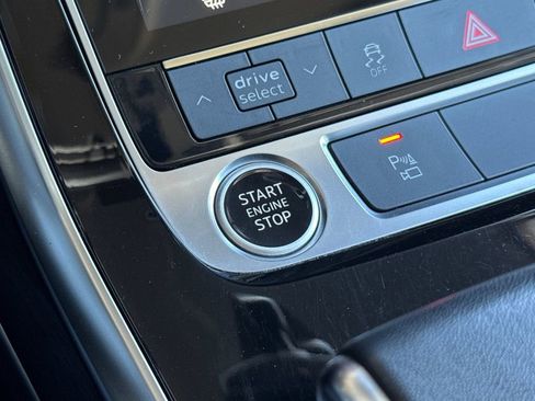 Used 2022 Audi Q7 3.0T Premium Plus w/ Premium Plus Package image 21