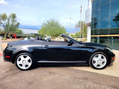 Used 2004 Lexus SC 430 Convertible image 13