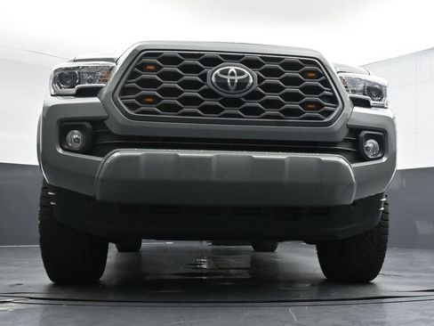Used 2023 Toyota Tacoma TRD Sport image 19