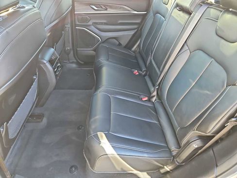 Used 2022 Jeep Grand Cherokee Limited 4xe image 21