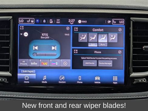 Used 2024 Chrysler Pacifica Touring-L w/ Road Tripper Package FWD image 5