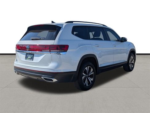 New 2026 Volkswagen Atlas SE image 5