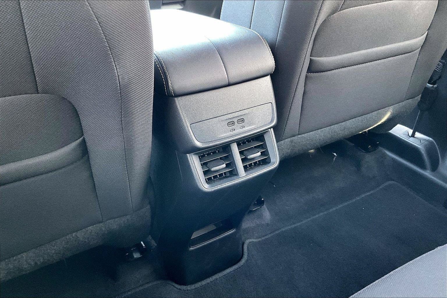 Used 2026 GMC Terrain Elevation AWD/4WD image 32