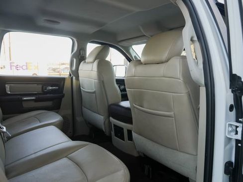 Used 2015 RAM 3500 Laramie image 38