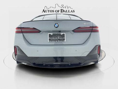 Used 2026 BMW 530i w/ M Sport Package RWD image 10