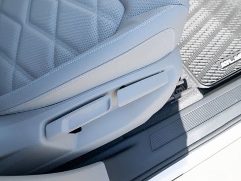 New 2026 Volkswagen Atlas SE image 44