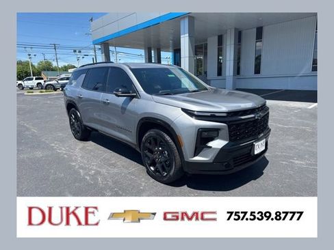 New 2026 Chevrolet Traverse RS w/ LPO, Floor Liner Package FWD image 1