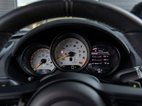 Certified 2025 Porsche 718 Boxster Spyder RS image 40
