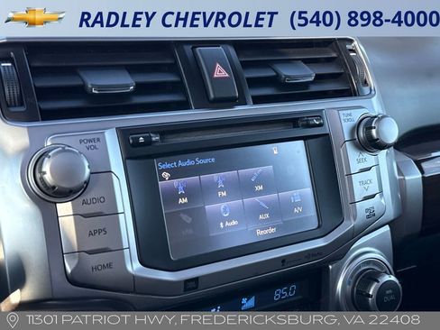 Used 2015 Toyota 4Runner Limited image 16