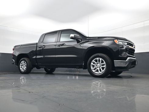 Used 2024 Chevrolet Silverado 1500 LT image 23