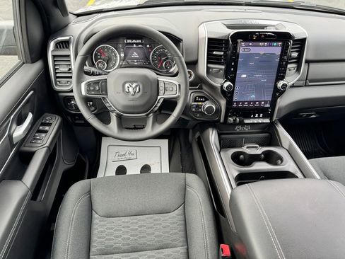 New 2026 RAM 1500 Big Horn AWD/4WD image 15