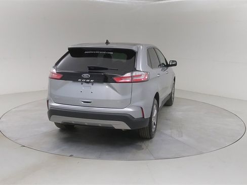 Certified 2022 Ford Edge SEL w/ Convenience Package image 15