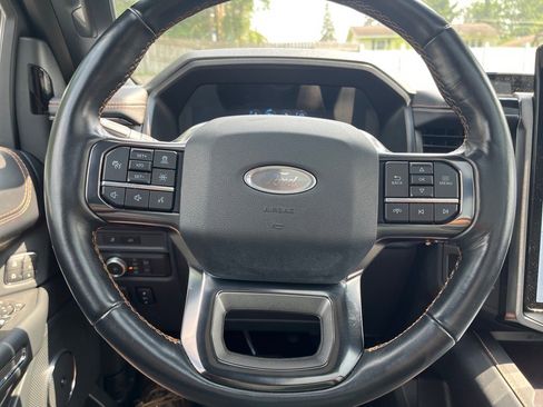 Used 2022 Ford Expedition Max Platinum image 29