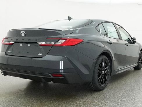 New 2026 Toyota Camry SE FWD image 9