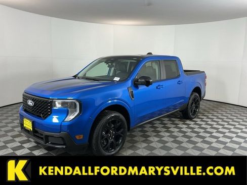 New 2026 Ford Maverick Lariat w/ Black Appearance Package image 1