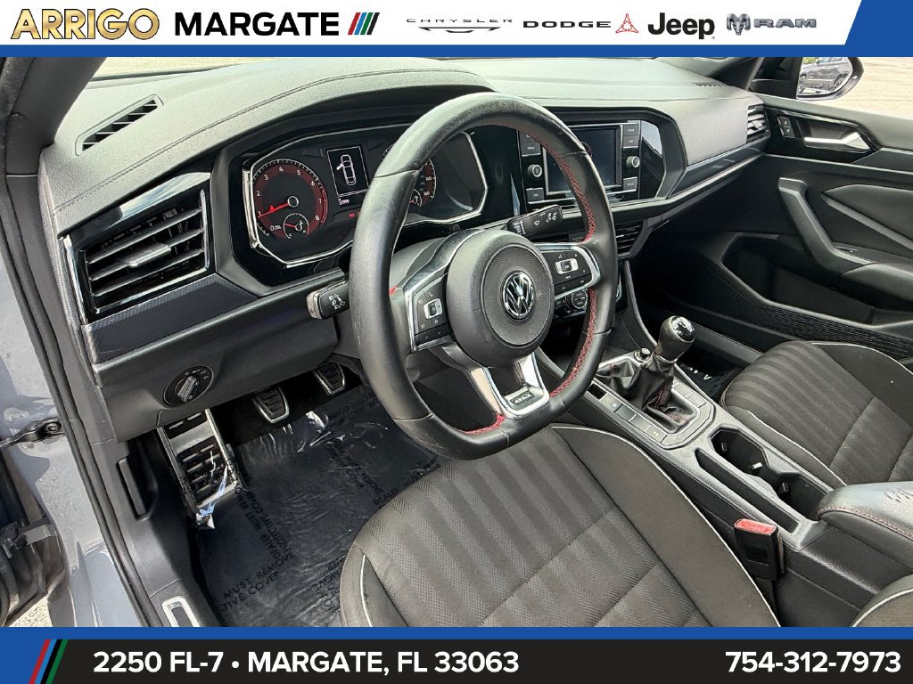 Used 2019 Volkswagen Jetta GLI FWD image 10