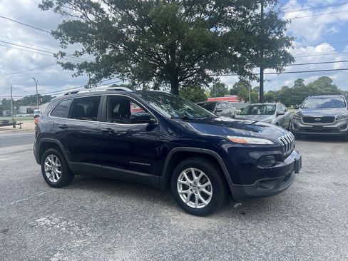 Used 2014 Jeep Cherokee Latitude FWD image 5