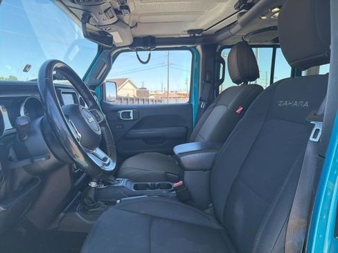 Used 2020 Jeep Wrangler Unlimited Sahara w/ Uconnect 4C Nav & Sound Group AWD/4WD image 10