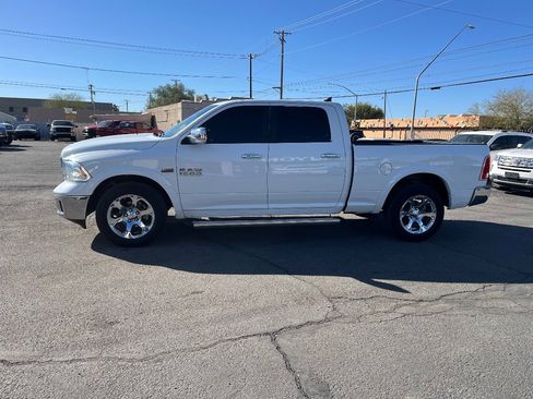 Used 2017 RAM 1500 Laramie image 9