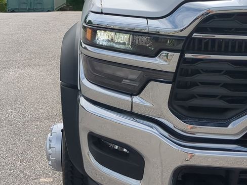 New 2026 RAM 4500 Tradesman w/ Chrome Appearance Group AWD/4WD image 8