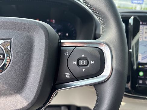 Certified 2026 Volvo XC40 B5 Plus AWD/4WD image 21