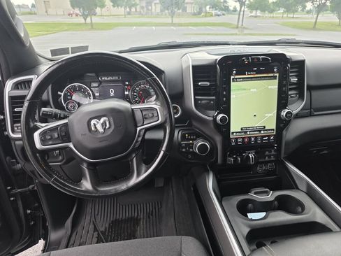 Used 2021 RAM 1500 Big Horn AWD/4WD image 18
