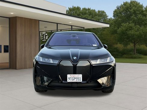 Used 2026 BMW iX xDrive45 image 3