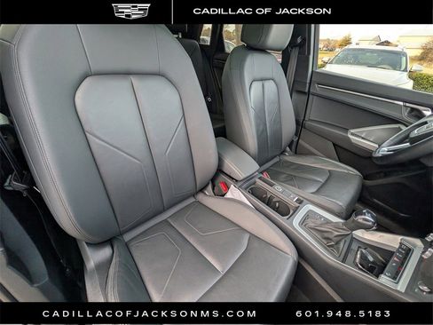 Used 2024 Audi Q3 2.0T Premium image 24