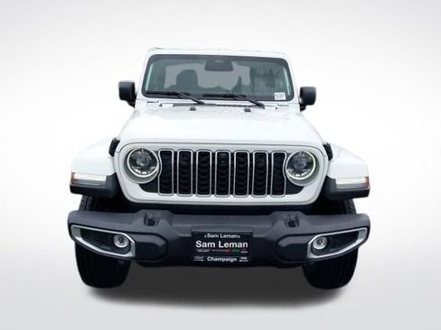 New 2025 Jeep Wrangler Sahara image 4