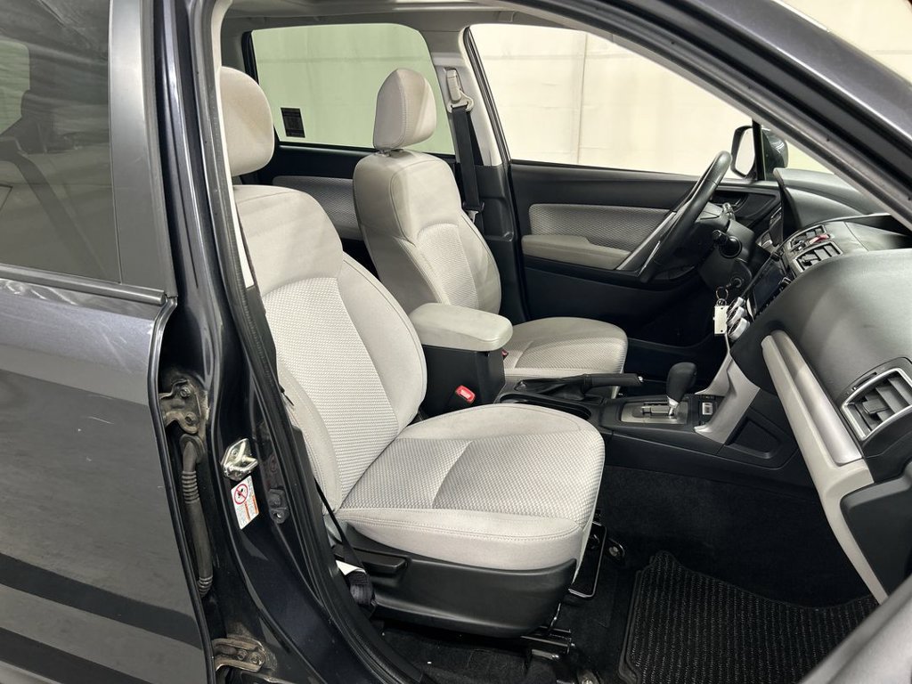 Used 2017 Subaru Forester 2.5i Premium AWD/4WD image 23