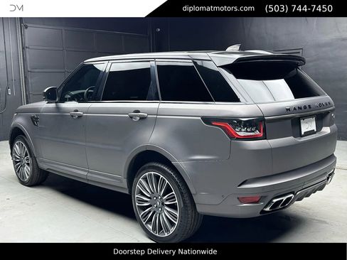 Used 2020 Land Rover Range Rover Sport SVR image 5
