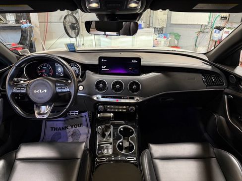 Used 2022 Kia Stinger GT-Line RWD image 7