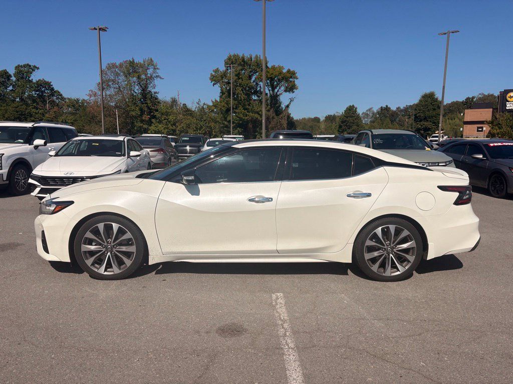 Used 2019 Nissan Maxima Platinum w/ Sport Mat Group FWD image 4