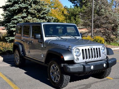 Used 2015 Jeep Wrangler Unlimited Rubicon w/ Dual Top Group image 4