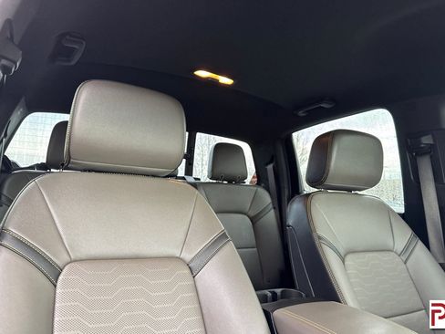 Used 2023 Chevrolet Colorado ZR2 w/ ZR2 Convenience Package III image 17