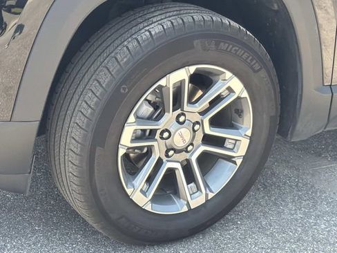 Used 2025 GMC Terrain Elevation AWD/4WD image 14
