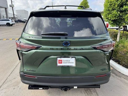Certified 2025 Toyota Sienna XLE Woodland Edition AWD/4WD image 6