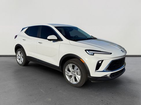 Used 2024 Buick Encore GX Preferred w/ Comfort Package image 7