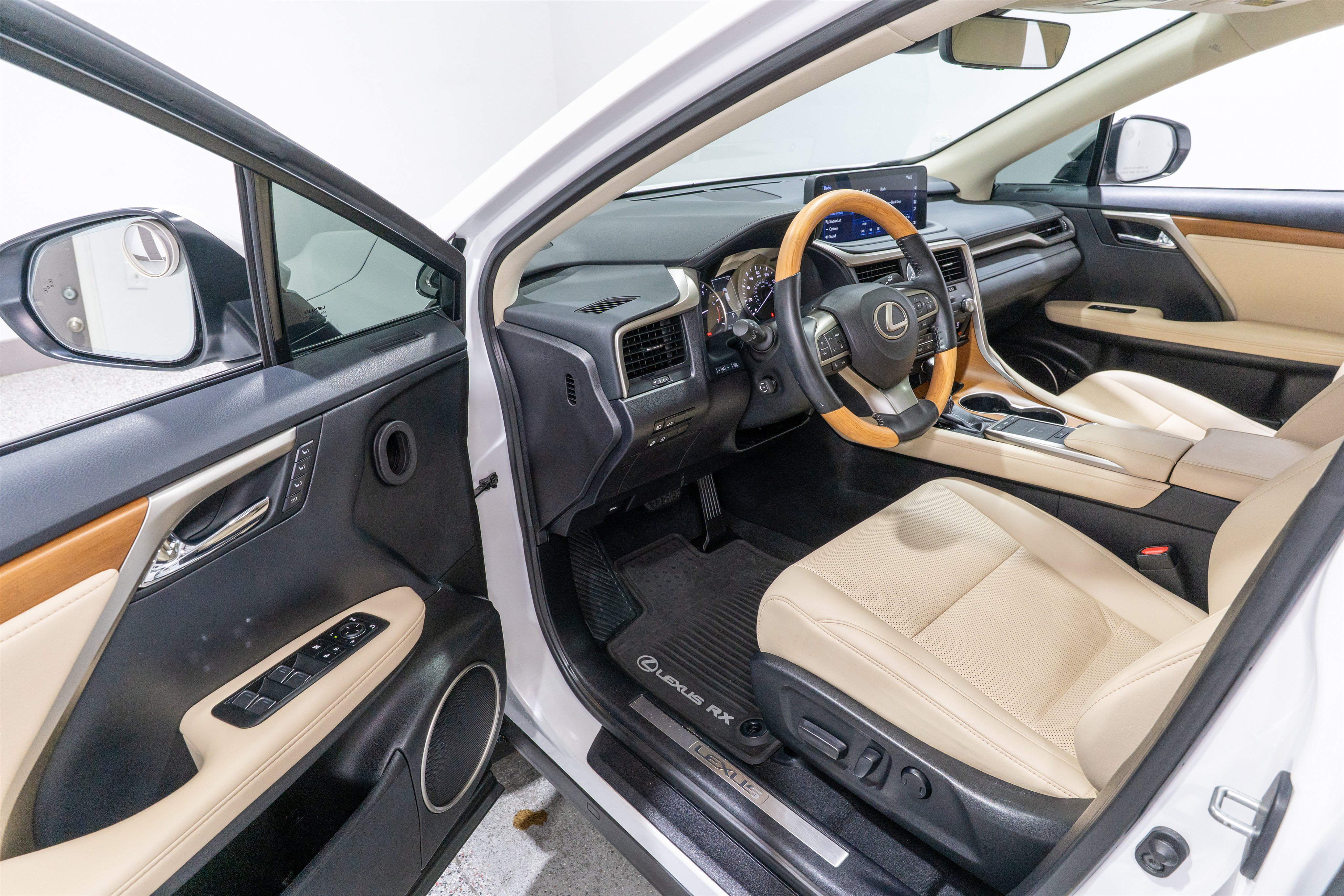 Used 2021 Lexus RX 350 FWD w/ Premium Package image 12