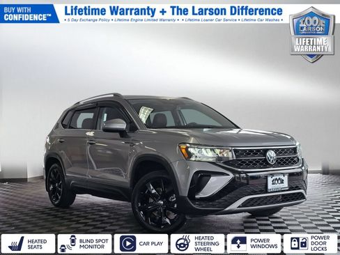 Used 2024 Volkswagen Taos SE FWD image 1