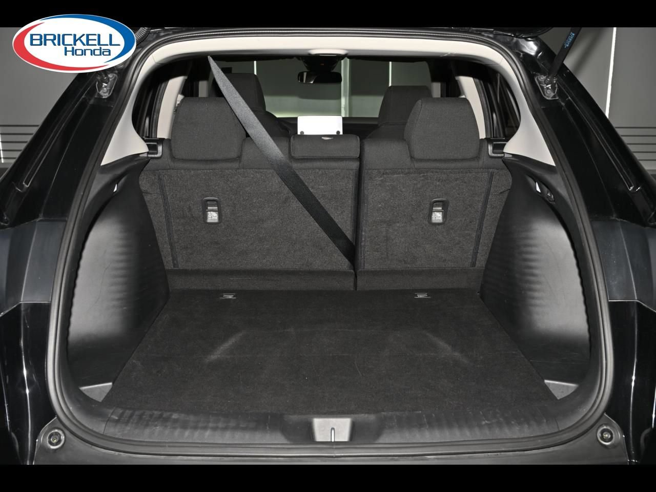 Used 2024 Honda HR-V LX image 12