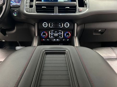 Used 2024 Chevrolet Suburban RST image 43