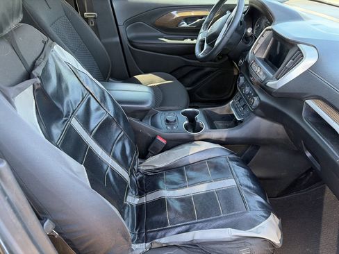 Used 2018 GMC Terrain SLE w/ Driver Convenience Package FWD image 7
